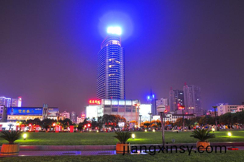 宜(yi)昌夷(yi)陵廣(guang)場