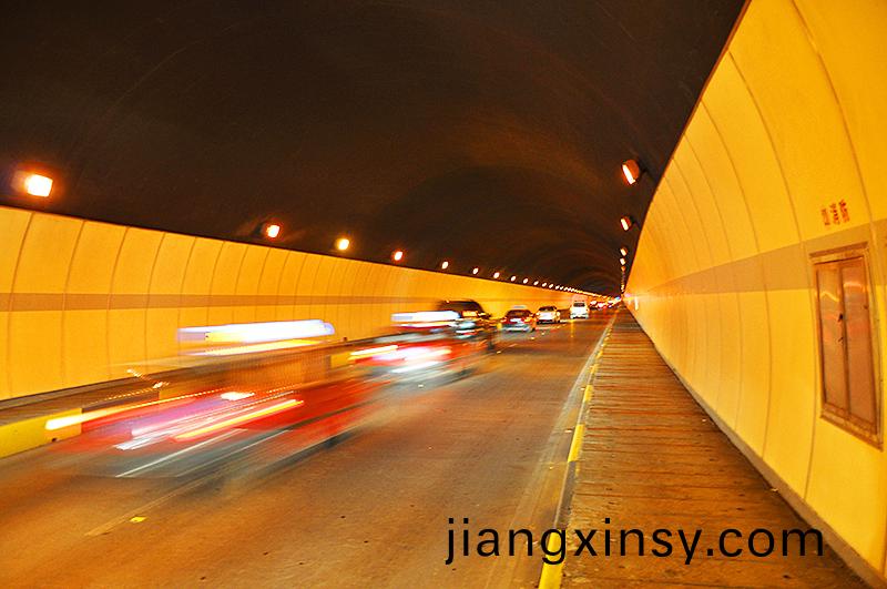 宜昌雲集(ji)隧(sui)道(dao)